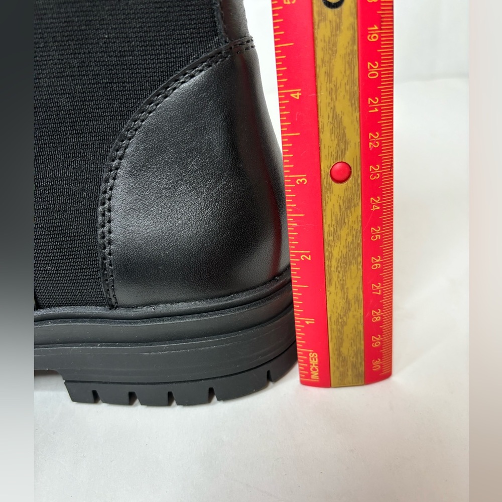 Steve Madden Ladie’s Leather Gore Chelsea boots Black Brand New pull on style - Picture 5 of 7